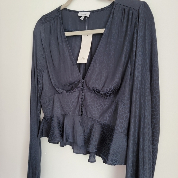 Tobi ANOUK NAVY LONG SLEEVE BLOUSE Large NWT - Picture 7 of 8